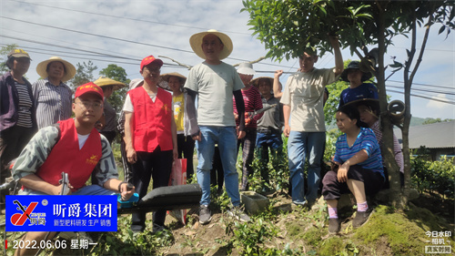 昕爵市场服务小队：走向地头田间  服务&ldquo;三夏&rdquo;生产